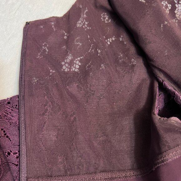 Lauren Ralph Lauren Women's Sheath Dress Lace Purple Size 10 Cap Sleeve V-Neck - Picture 4 of 11